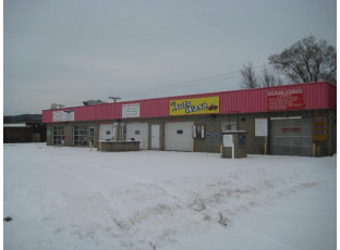 704 S Marquette Rd Prairie Du Chien, WI 53821