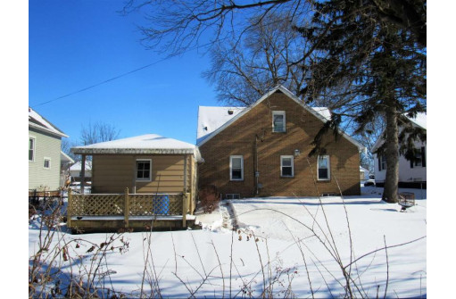 2011 13th Ave, Monroe, WI 53566-2913