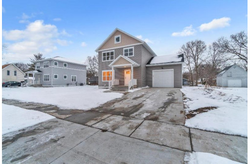 321 Highland Ave, Beloit, WI 53511