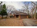 4827 Helgeland Dr, Sun Prairie, WI 53590