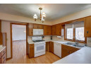 4827 Helgeland Dr, Sun Prairie, WI 53590