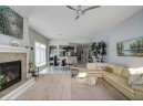 9007 Royal Oaks Cir, Madison, WI 53593