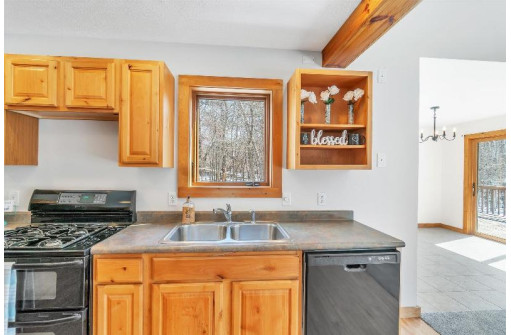 N3959 Sunrise Cir, Brodhead, WI 53520