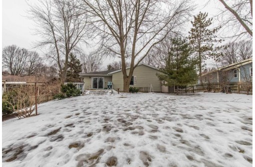 6326 Piedmont Rd, Madison, WI 53711