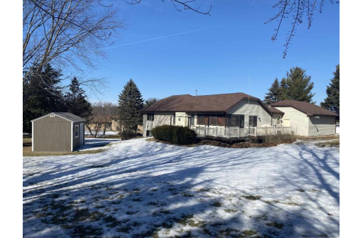 404 Hawthorn Ct, DeForest, WI 53532