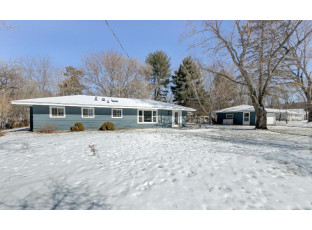 W10966 Rodney Dr Lodi, WI 53555