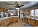 5800 Emerald Grove Ln, Waunakee, WI 53597