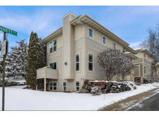 1 Bennett Ct Madison, WI 53719