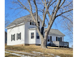 418 Walnut St Baraboo, WI 53913