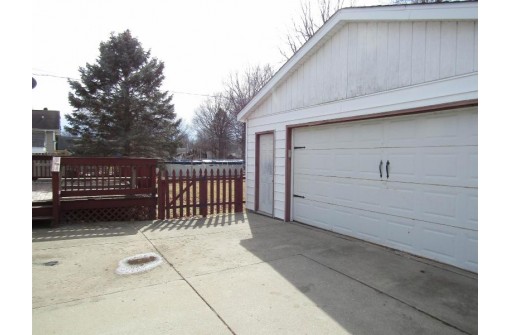 152 S Randall Ave, Janesville, WI 53546