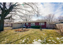 6712 Spring Grove Ct, Middleton, WI 53562