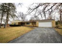 3722 Bee Ln, Beloit, WI 53511