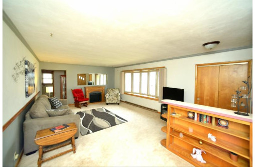 629 N Bird St, Sun Prairie, WI 53590