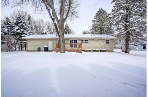 713 Russell St, DeForest, WI 53532