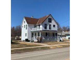 5708-5710 Main St McFarland, WI 53558