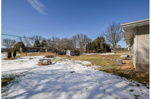 518 N Winsted St, Spring Green, WI 53588