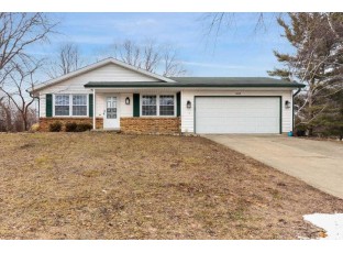 2608 Cochise Tr Fitchburg, WI 53719