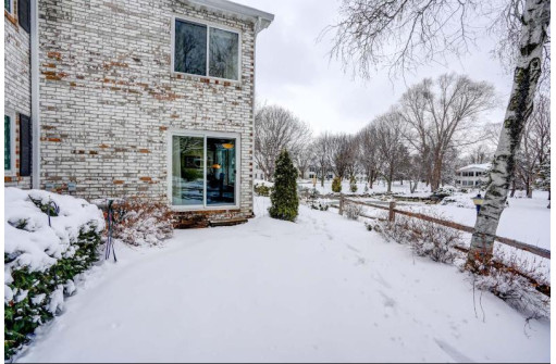 1516 Wheeler Rd C, Madison, WI 53704