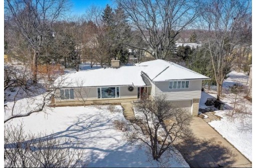 1434 W Skyline Dr, Madison, WI 53705