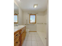 2100 Westchester Rd, Fitchburg, WI 53711