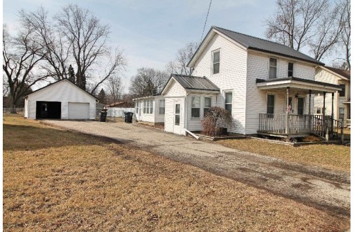 25 W Madison Ave, Milton, WI 53563