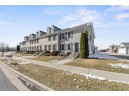 1534 Smithfield Dr, Sun Prairie, WI 53590