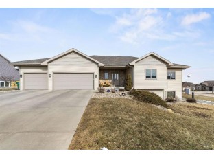 1812 Eggum Rd Mount Horeb, WI 53572