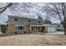 1046 Laramie Ln, Janesville, WI 53546