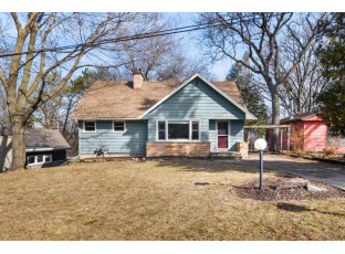 5612 Crestwood Pl Madison, WI 53705