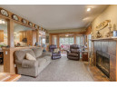 S5521 Glacier Dr, Baraboo, WI 53913