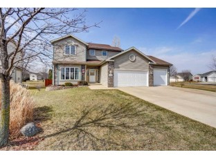 1342 Circle Dr Sun Prairie, WI 53590