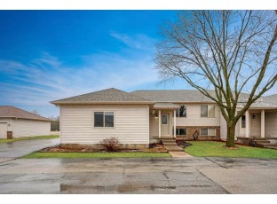 207 Hjemdal Ln Deerfield, WI 53531