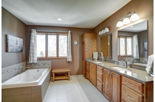 7890 Serene Ct, Cross Plains, WI 53528