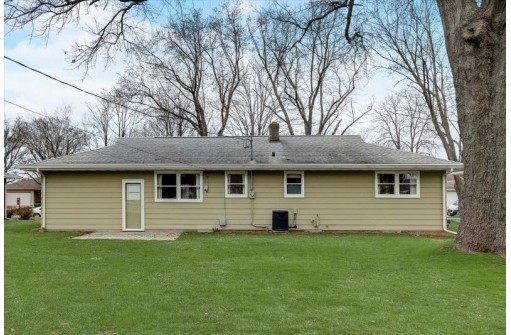 1034 N Martin Rd, Janesville, WI 53545