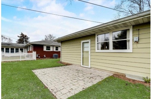 1034 N Martin Rd, Janesville, WI 53545