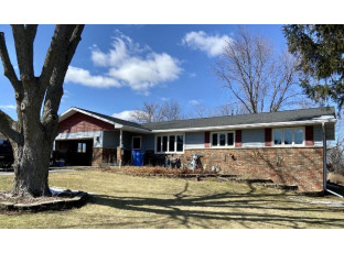 2892 Larue Ln Sun Prairie, WI 53590-9758