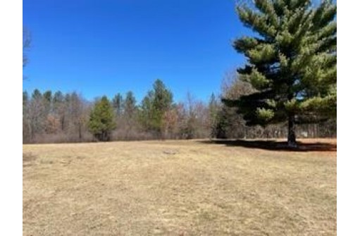 791 Fiesta Dr, Nekoosa, WI 54457