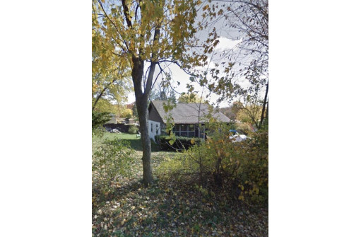 N3230 Acacia Rd, Lake Geneva, WI 53147