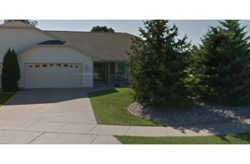 2495 Patriot Ln, Oshkosh, WI 54904