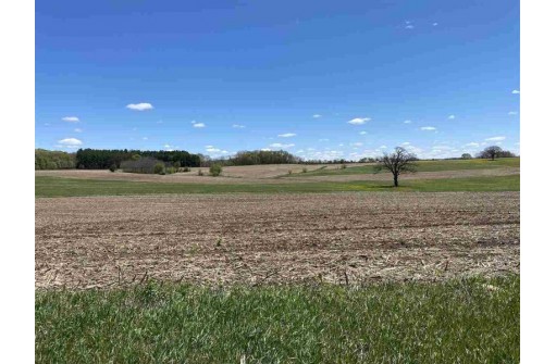 E7442A/B N Reedsburg Rd, Reedsburg, WI 53959