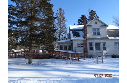 W5884 Lake St, Montello, WI 53949