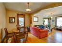 1027 Drake St, Madison, WI 53715-1609