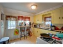 1027 Drake St, Madison, WI 53715-1609