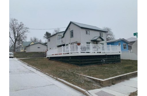 300 N Main St, Blanchardville, WI 53516