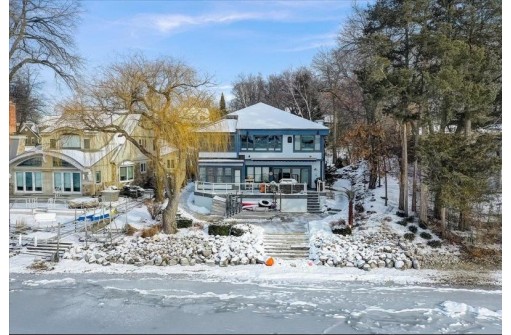 365 S Ferry Dr, Lake Mills, WI 53551