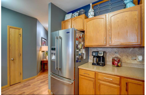 141 Metro Terr 101, Madison, WI 53718