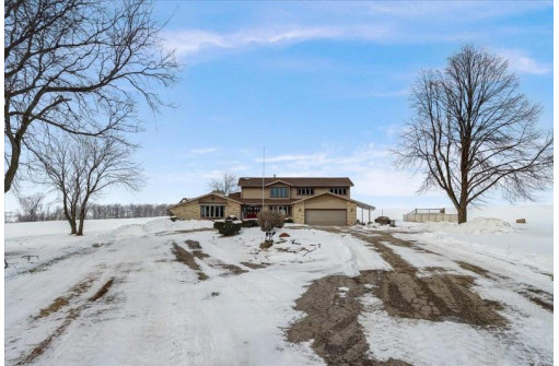 6146 County Road K, Waunakee, WI 53597