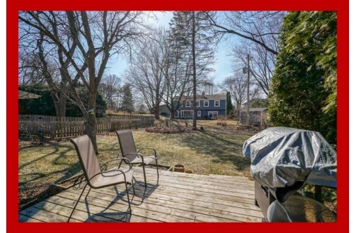 6313 Piping Rock Rd, Madison, WI 53711