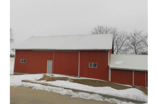 N10654 Cottonwood Rd, Waupun, WI 53963-9044