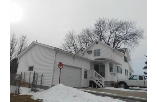 N10654 Cottonwood Rd, Waupun, WI 53963-9044